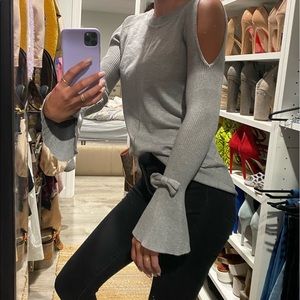 KARL LAGERFELD GRAY KNIT SWEATER